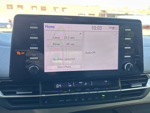 Used 2021 Toyota Sienna XLE FWD image 12