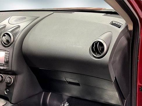 Used 2012 Nissan Rogue SL image 25