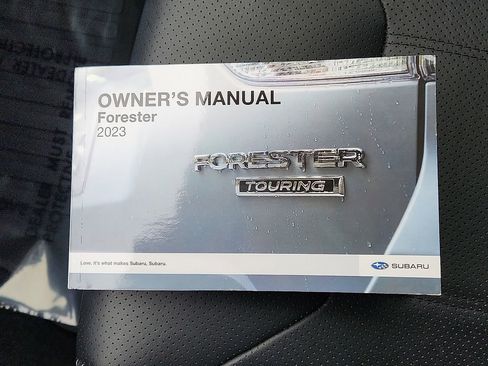 Used 2023 Subaru Forester Limited image 31