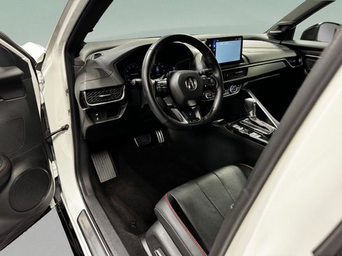 Certified 2025 Acura ADX A-Spec image 10