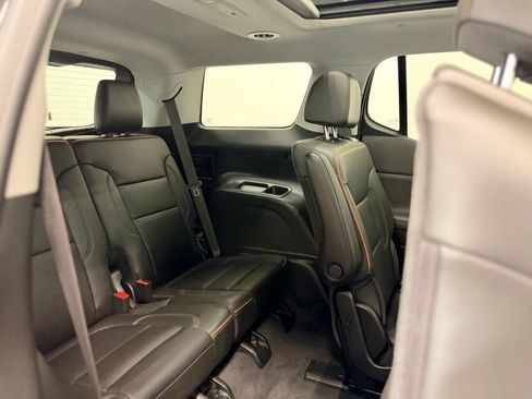 Used 2023 GMC Acadia AT4 w/ Technology Package AWD/4WD image 22