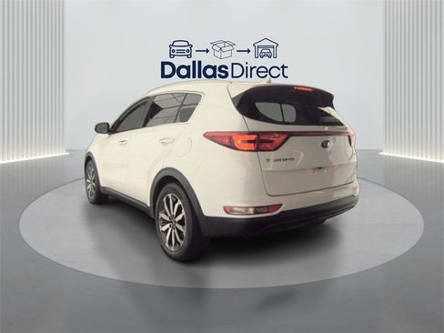 Used 2018 Kia Sportage EX image 9