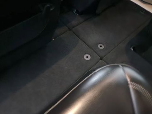 Used 2024 Chrysler Pacifica Touring-L image 7