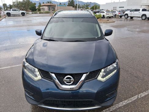 Used 2016 Nissan Rogue S w/ Appearance Package FWD image 8