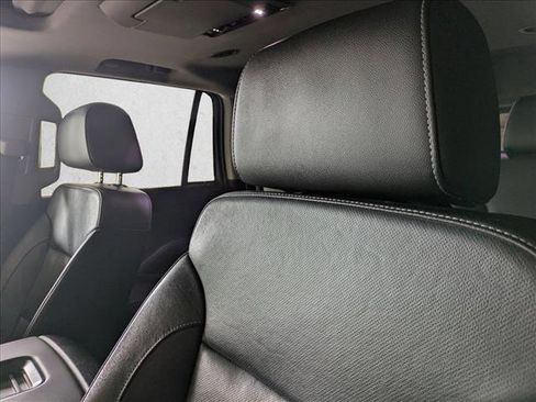 Used 2020 GMC Yukon SLT w/ Premium Edition image 14