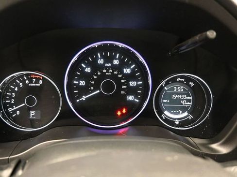 Used 2017 Honda HR-V EX image 11
