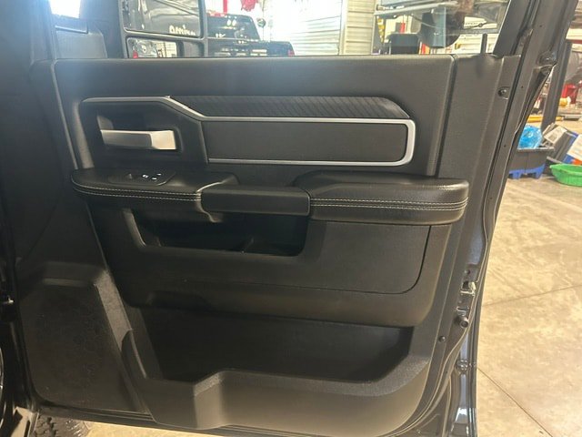 Used 2025 RAM 2500 Big Horn AWD/4WD image 6