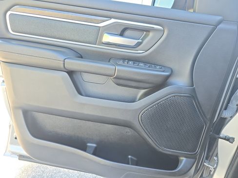 Used 2023 RAM 1500 Big Horn AWD/4WD image 23