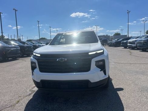 New 2026 Chevrolet Traverse LT w/ Midnight/Sport Edition FWD image 8