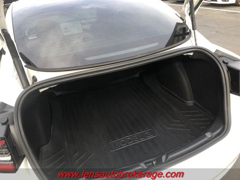Used 2021 Tesla Model 3 Standard Range Plus image 17
