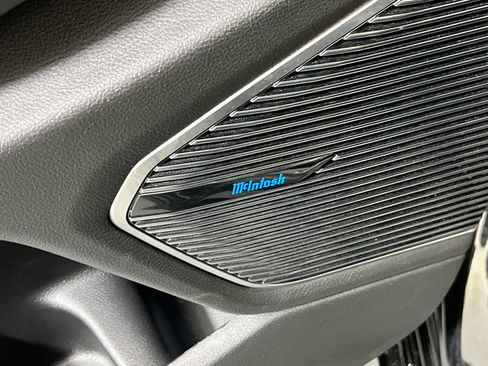 Used 2022 Jeep Grand Cherokee Overland image 19