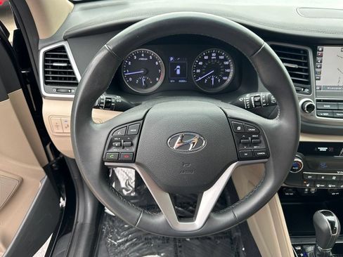 Used 2018 Hyundai Tucson SEL Plus w/ Cargo Package FWD image 15