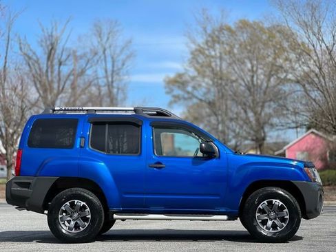 Used 2013 Nissan Xterra X AWD/4WD image 4