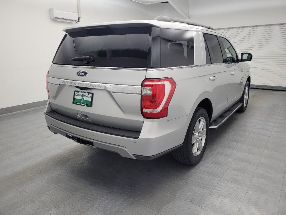 Used 2019 Ford Expedition XLT w/ Equipment Group 202A RWD image 9