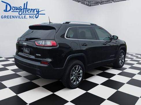 Used 2020 Jeep Cherokee Latitude Plus w/ Cold Weather Group AWD/4WD image 5