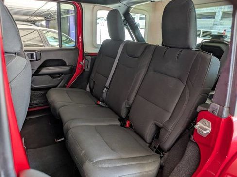 Used 2022 Jeep Wrangler Unlimited Sahara w/ Cold Weather Group AWD/4WD image 24