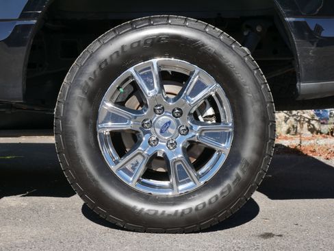 Used 2017 Ford F150 XLT w/ XTR Package image 17