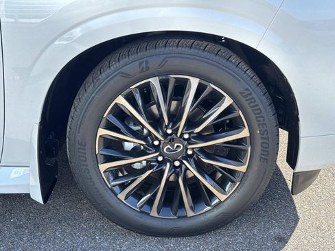 New 2026 INFINITI QX80 Autograph w/ Autograph Exterior Package image 3