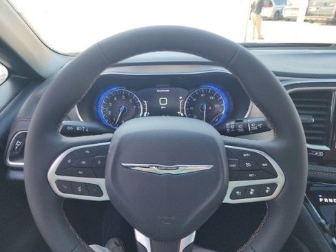 New 2026 Chrysler Pacifica Pinnacle image 12