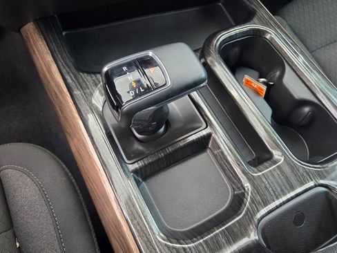 Certified 2024 Chevrolet Silverado 1500 RST w/ Convenience Package II image 21