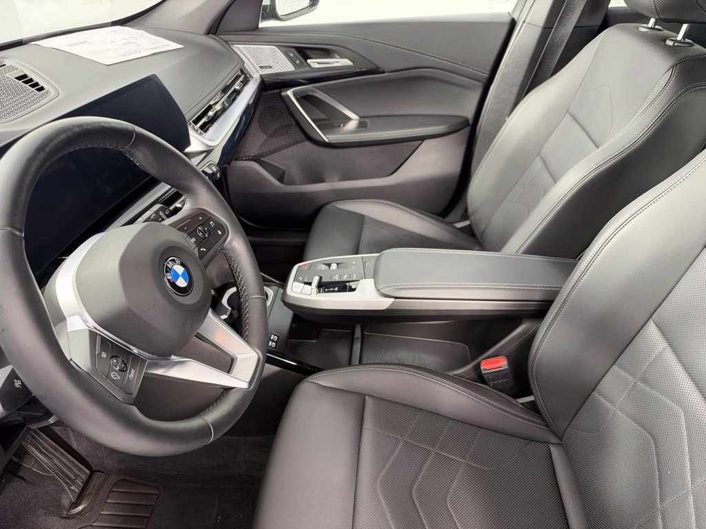Used 2024 BMW X1 xDrive28i w/ Premium Package AWD/4WD image 11