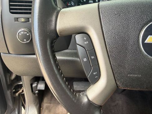 Used 2011 Chevrolet Silverado 1500 LT w/ All-Star Edition AWD/4WD image 36