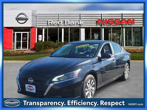 Used 2025 Nissan Altima 2.5 S image 1