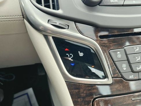 Used 2015 Buick LaCrosse Leather FWD image 21