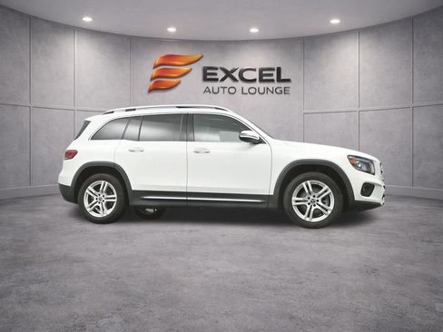 Used 2022 Mercedes-Benz GLB 250 4MATIC w/ Premium Package Lite image 45