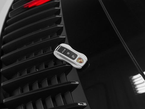Certified 2024 Porsche 911 Carrera S RWD image 23