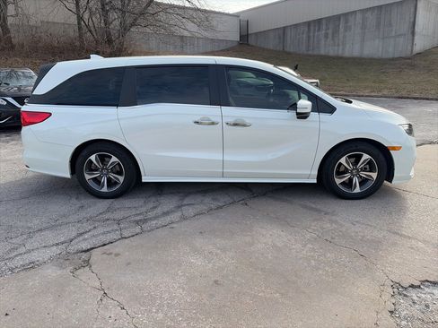 Used 2019 Honda Odyssey Touring image 4
