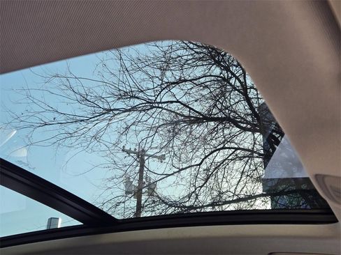 Used 2018 Audi Q5 Prestige w/ Prestige Package image 10