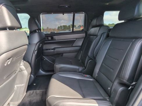 Used 2024 Hyundai Santa Fe Calligraphy image 29