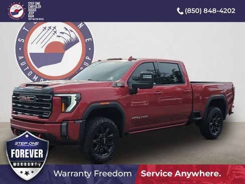 Used 2024 GMC Sierra 2500 AT4 w/ Technology Package AWD/4WD image 2
