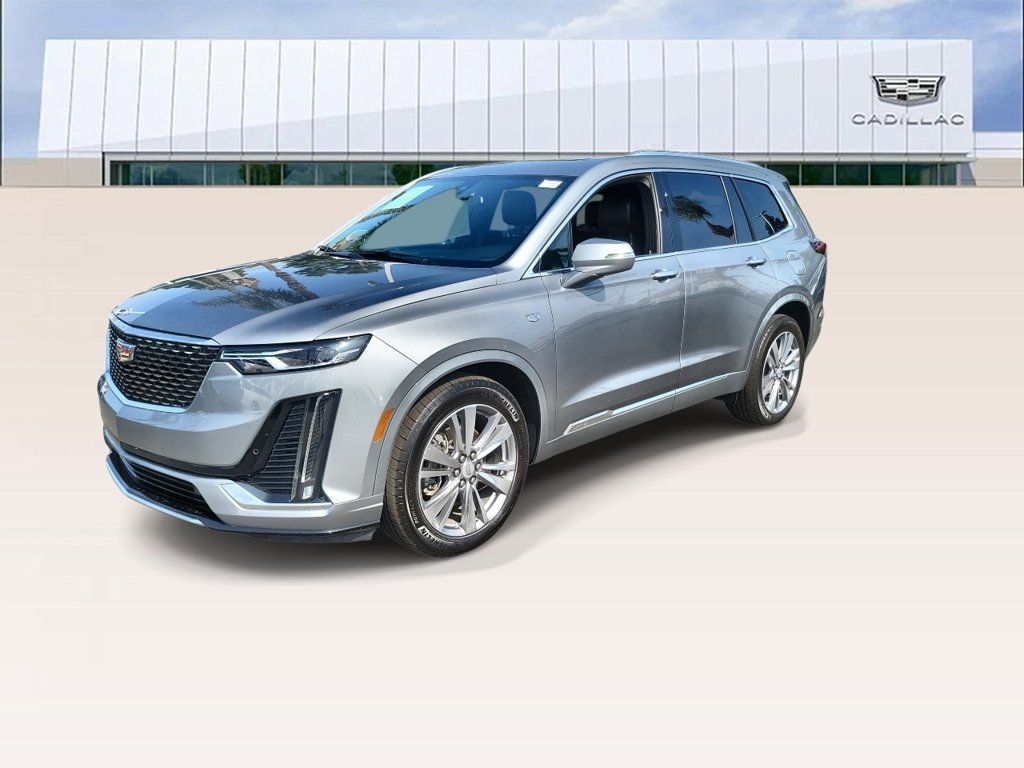 Certified 2023 Cadillac XT6 Premium Luxury FWD image 4