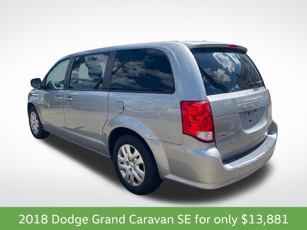 Used 2018 Dodge Grand Caravan SE w/ UConnect Hands-Free Group FWD image 3