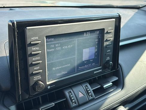 Used 2021 Toyota RAV4 XLE Premium FWD image 18