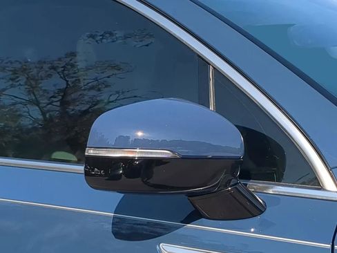 New 2026 Kia Sorento S w/ S Panoramic Sunroof Package image 9