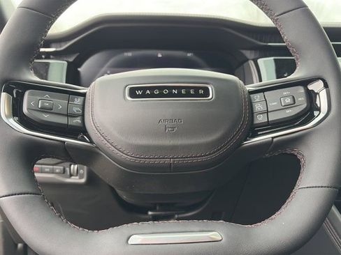Used 2025 Jeep Wagoneer S Limited image 19