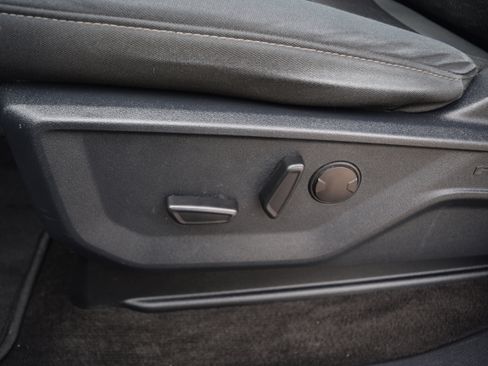 Used 2022 Ford F150 XLT w/ Equipment Group 302A High image 19