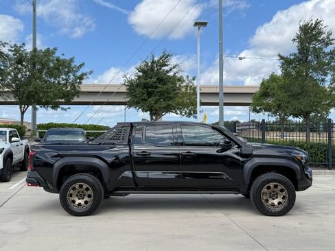 Used 2025 Toyota Tacoma 4x4 Double Cab Hybrid image 6