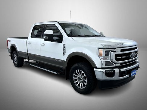 Used 2022 Ford F250 Lariat w/ Lariat Ultimate Package AWD/4WD image 3