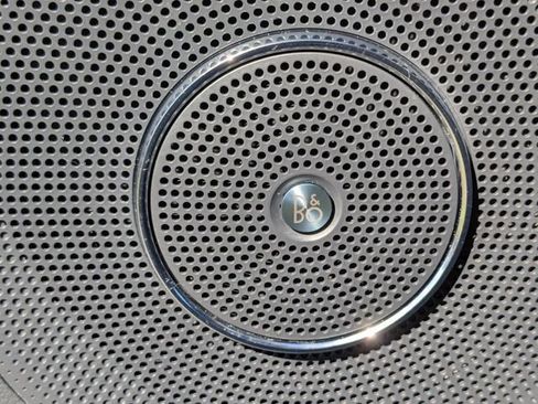 Used 2024 Ford Expedition Limited image 15