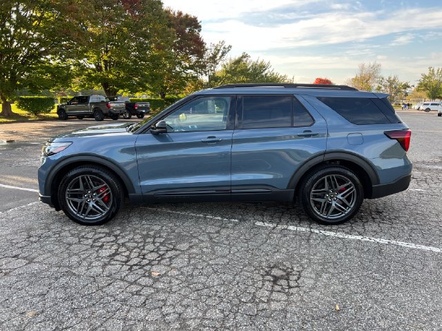 Used 2026 Ford Explorer ST w/ Sun And Sound Package AWD/4WD image 6