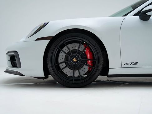 Used 2022 Porsche 911 Carrera GTS RWD image 9