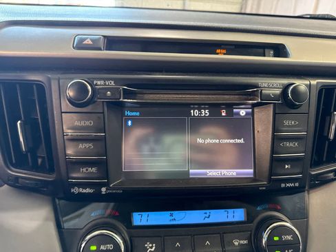 Used 2016 Toyota RAV4 XLE FWD image 24