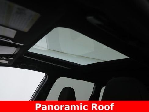 Used 2025 Subaru Forester Premium image 18