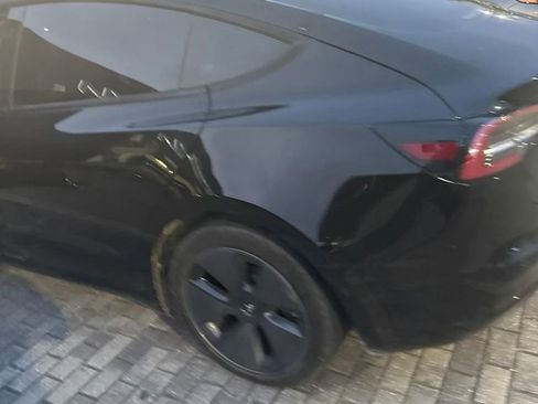 Used 2021 Tesla Model 3 Standard Range Plus RWD image 9