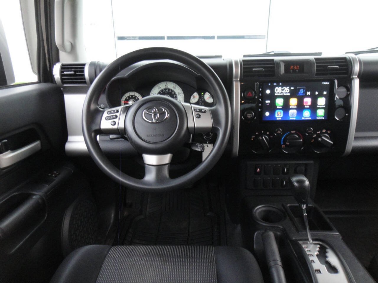 Used 2014 Toyota FJ Cruiser 2WD w/ Convenience Package image 20