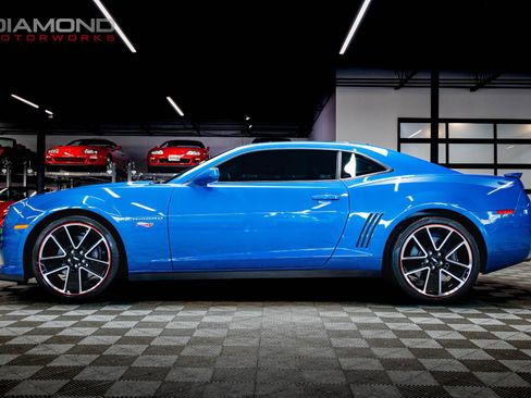 Used 2013 Chevrolet Camaro SS w/ Hot Wheels Special Edition image 12